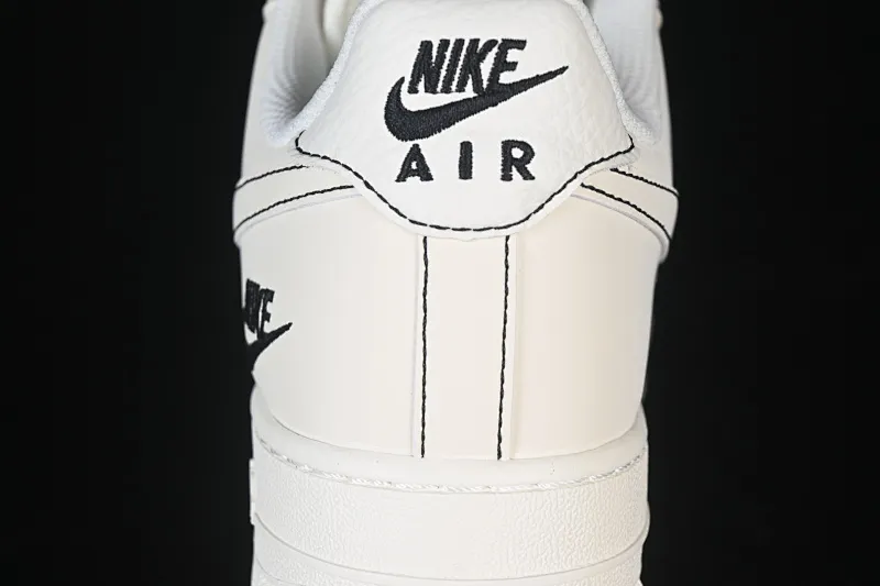 All Categories Nk Air Force 1 Air Force Series Nk Air Force 1 Low Air Force Low Nike Air Force 1'07 Low Beige and Black Line Air Force One Low Casual Shoes CS5288-032